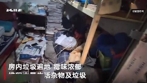 男子爆料家冒水视频,揭秘水管爆裂紧急应对  第1张